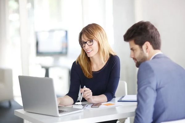 公司網(wǎng)站：設(shè)計(jì)藝術(shù)與內(nèi)容力量，探尋背后的故事與聯(lián)系